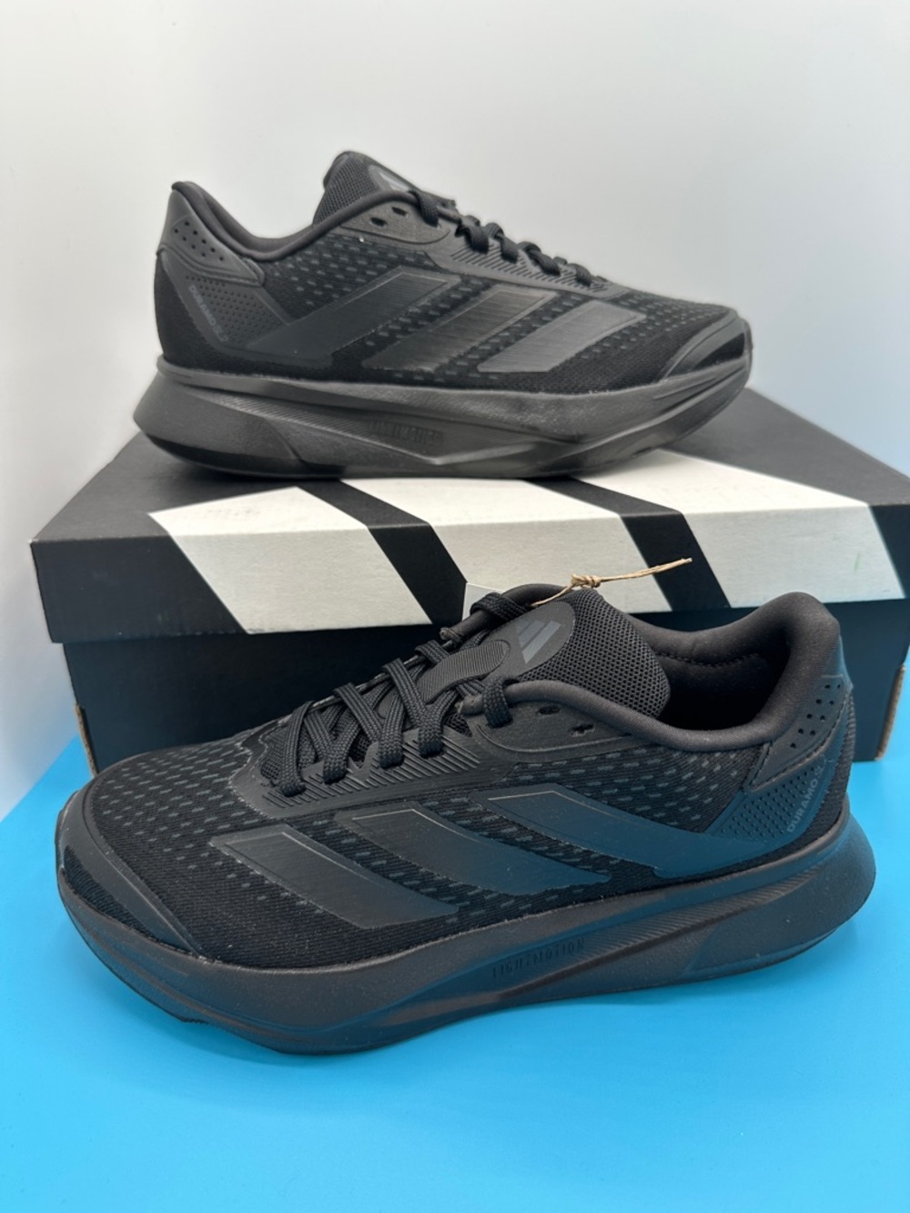 NEW! Adidas Durango SL2 - Womens Size 6. Brand New in Box!